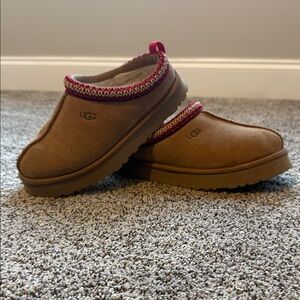 UGG Tazz, kids size 4, size 5 1/2 women’s